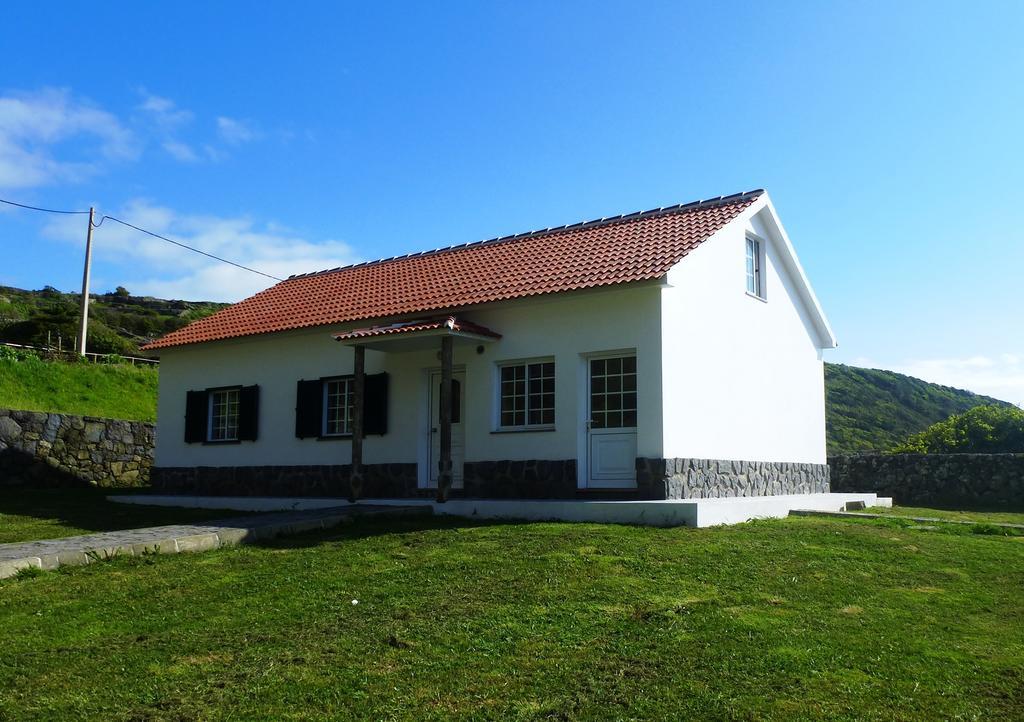 Casas Da Cascata Villa Lajes das Flores Rum bild