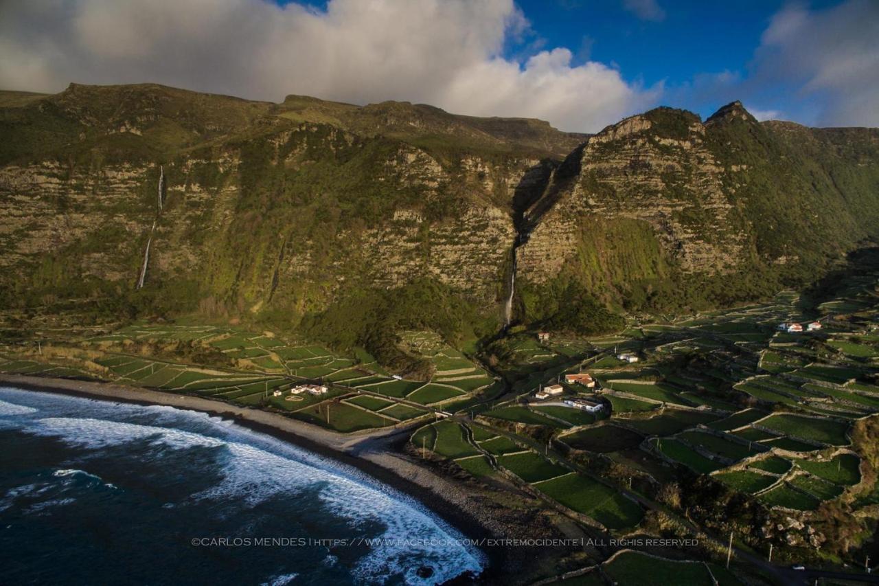 Casas Da Cascata Villa Lajes das Flores Exteriör bild